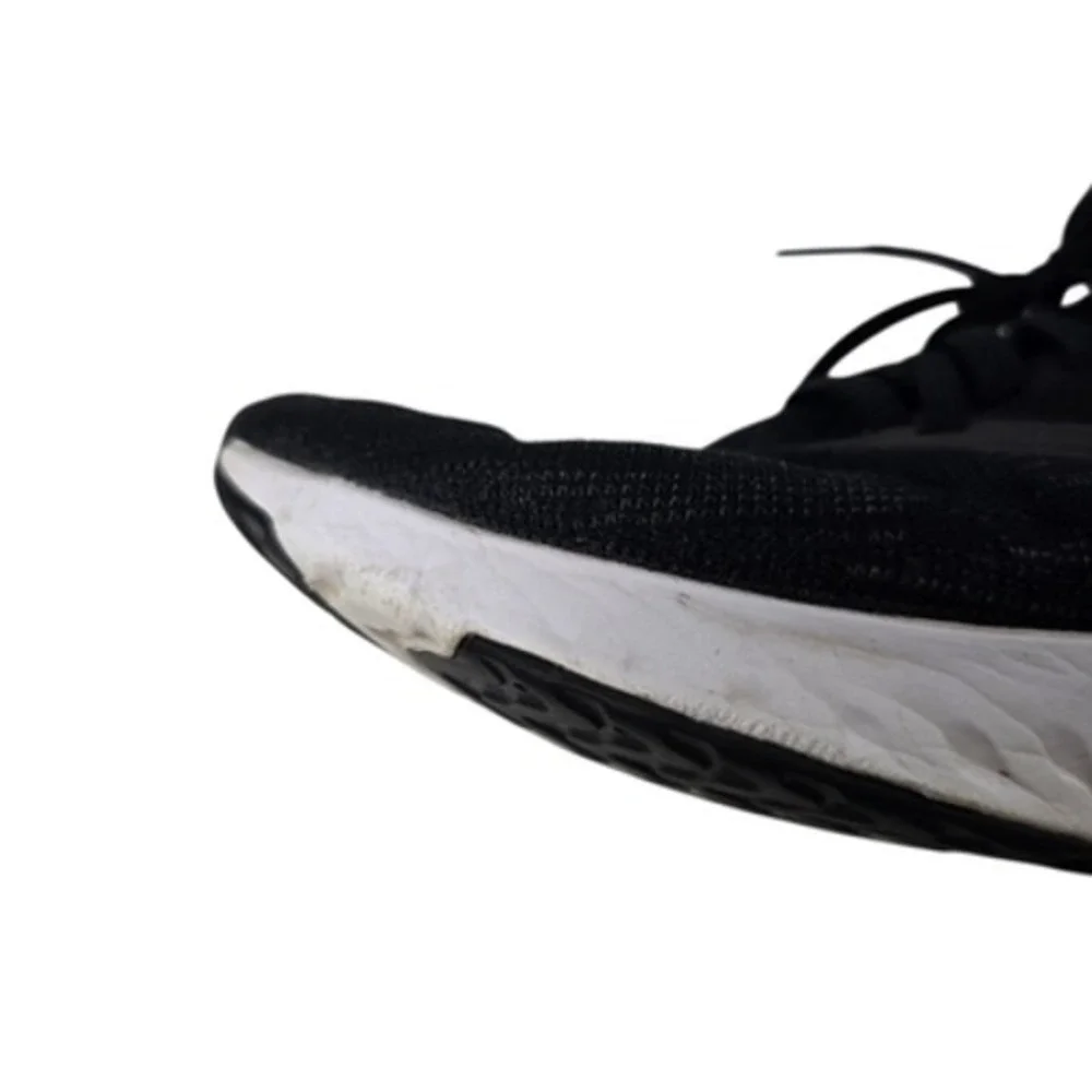 Nike Odyssey React Flyknit Womens Running Shoes Black White Size 7‎ VTM AH1016